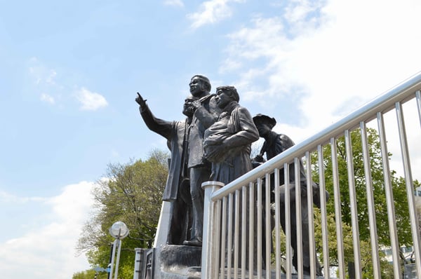 Detroit Riverwalk Statues_NRC