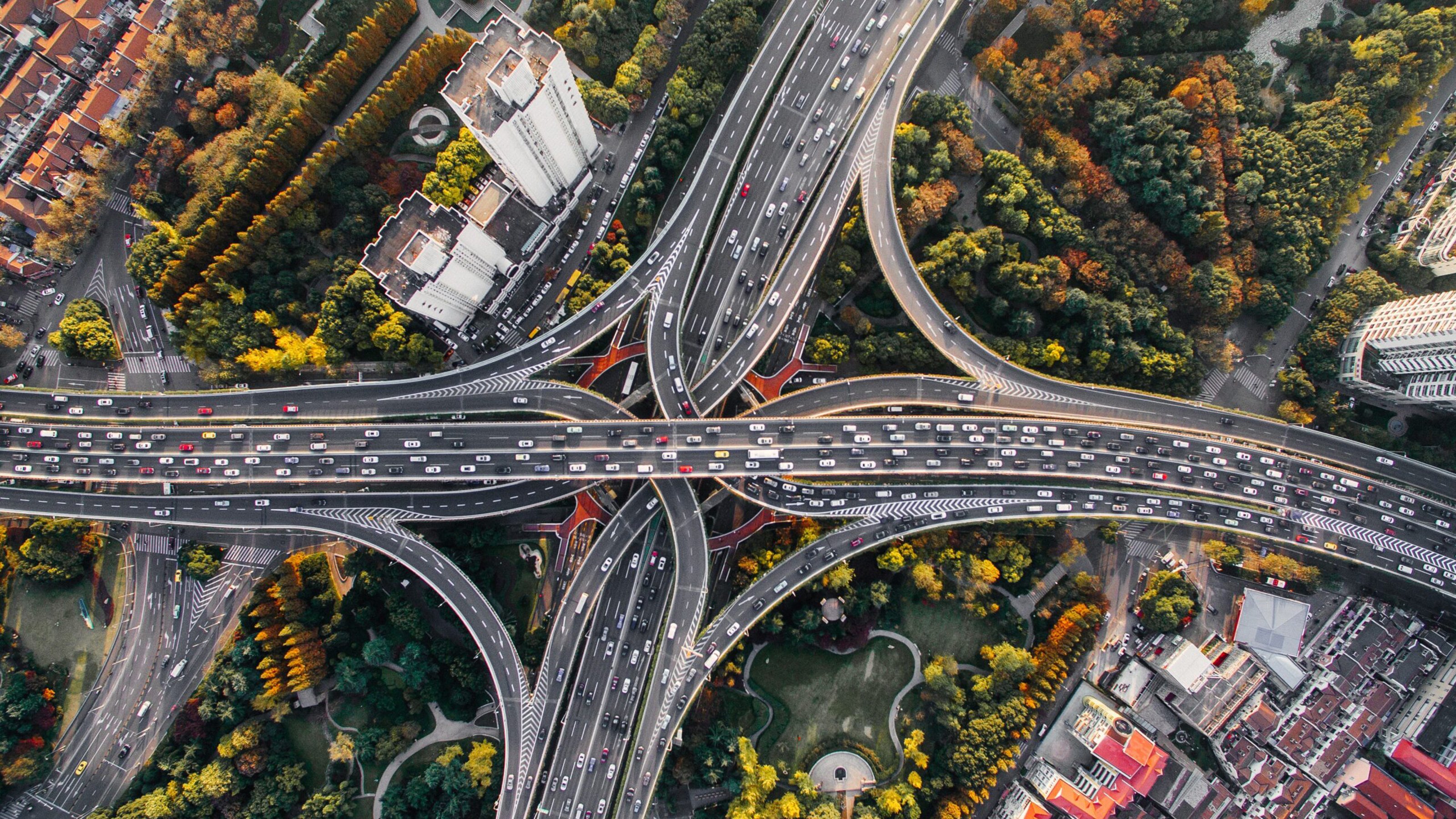denys-nevozhai-7nrsVjvALnA-unsplash-scaled
