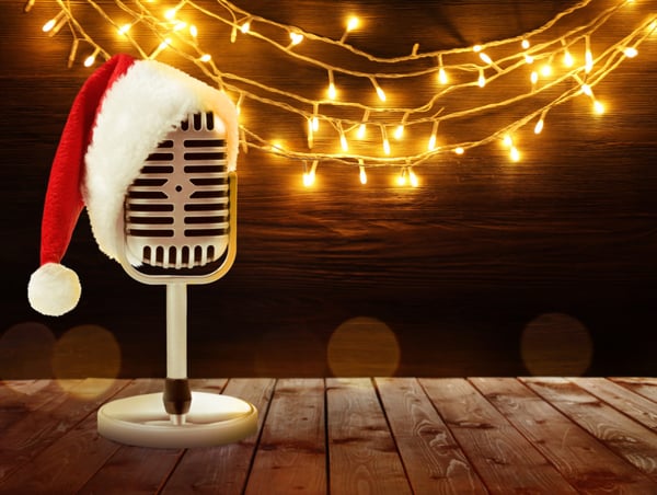Winter Survey Poetry 2018_microphone with santa hat_Shutterstock Winter Survey Poetry 2018_microphone with santa hat_Shutterstock