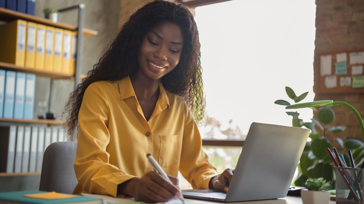 Polco Blog - The Communications Plan Every Benchmark Survey Needs